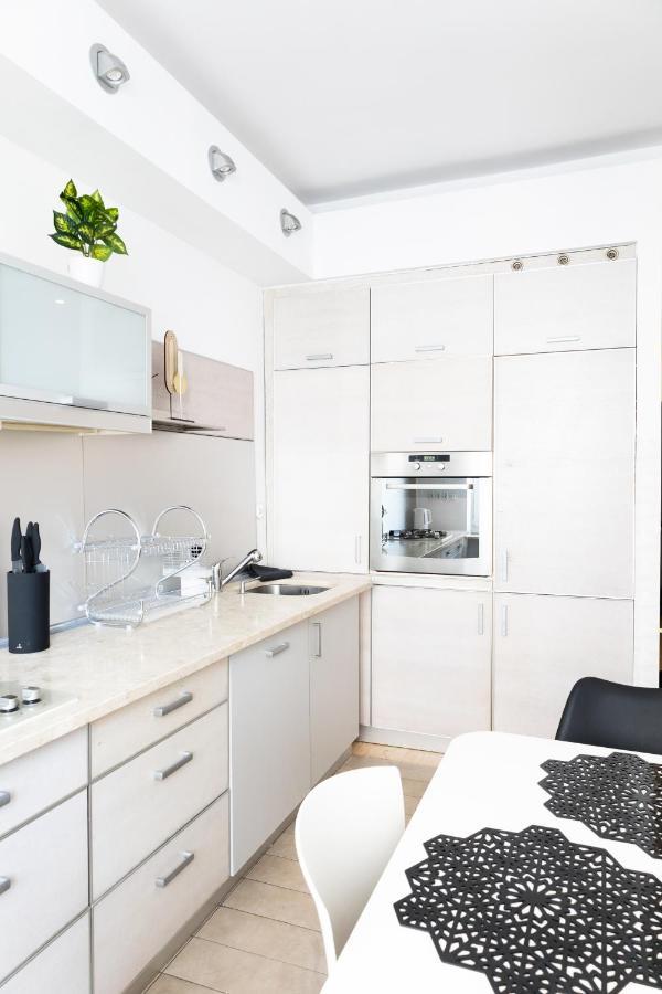 Clicktheflat Szkolna Palace Of Culture Apart Rooms Βαρσοβία Εξωτερικό φωτογραφία
