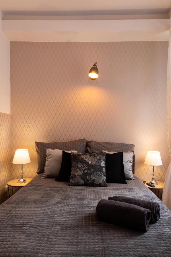Clicktheflat Szkolna Palace Of Culture Apart Rooms Βαρσοβία Δωμάτιο φωτογραφία
